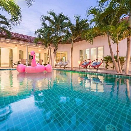 Majestic Residence Pool Villa 4 Bedrooms Private Beach Pattaya Exterior foto