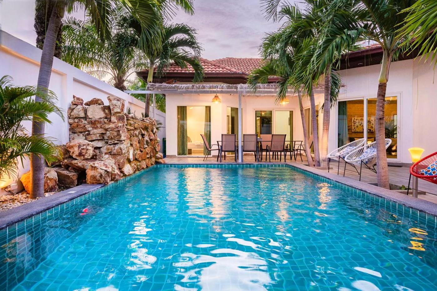 Majestic Residence Pool Villa 4 Bedrooms Private Beach Pattaya Exterior foto