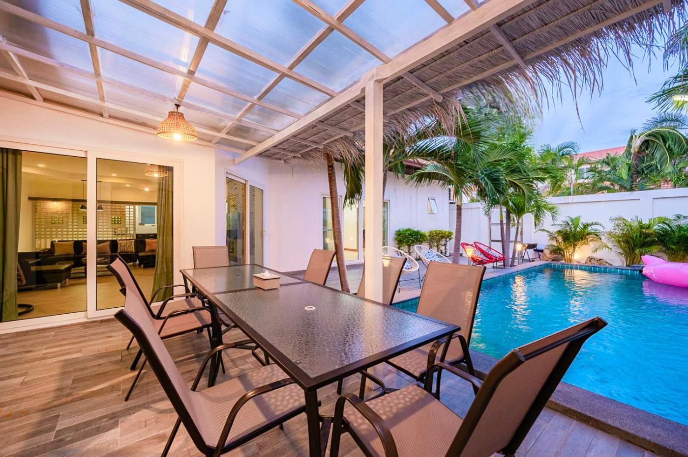 Majestic Residence Pool Villa 4 Bedrooms Private Beach Pattaya Exterior foto