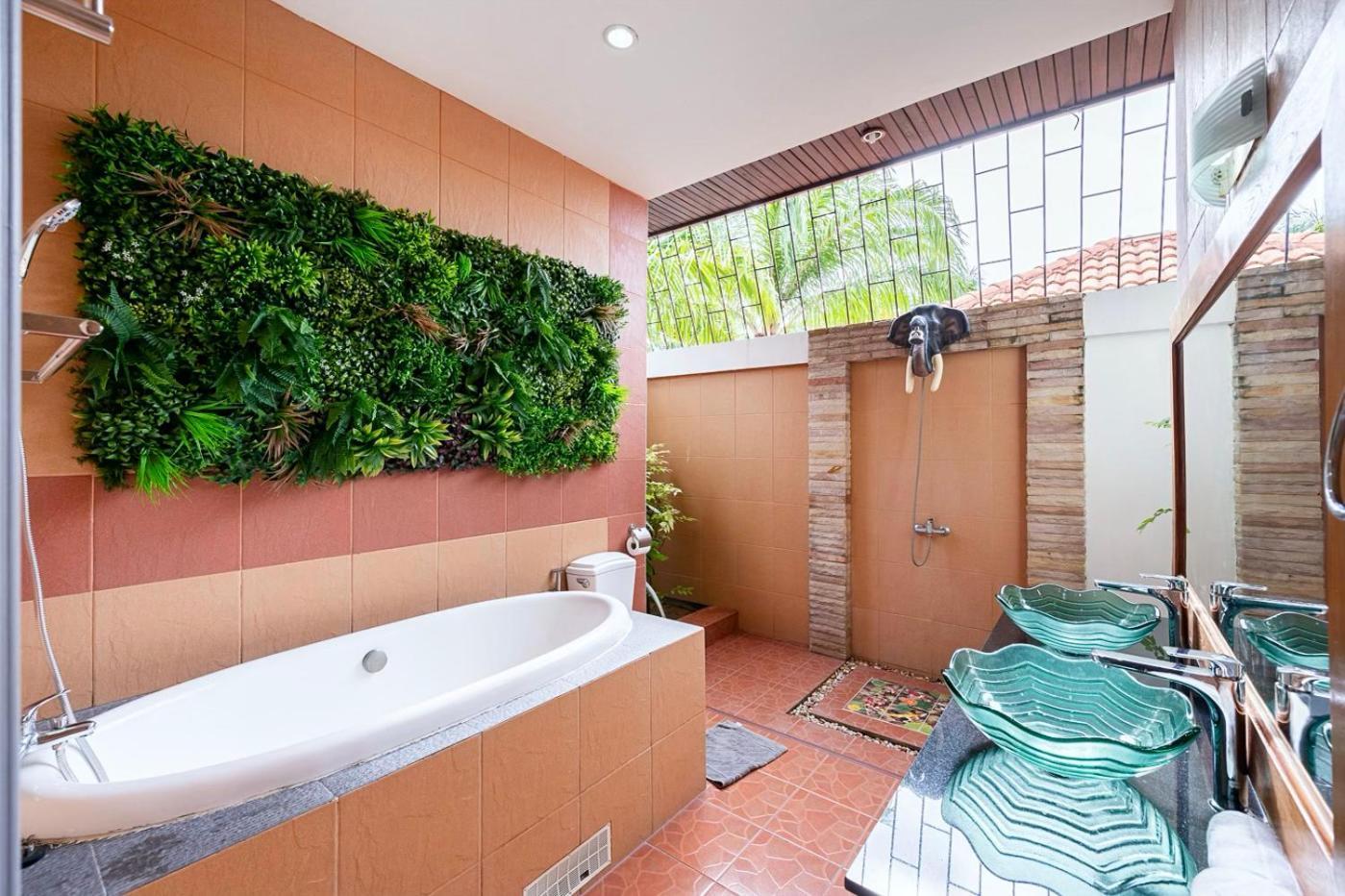 Majestic Residence Pool Villa 4 Bedrooms Private Beach Pattaya Exterior foto