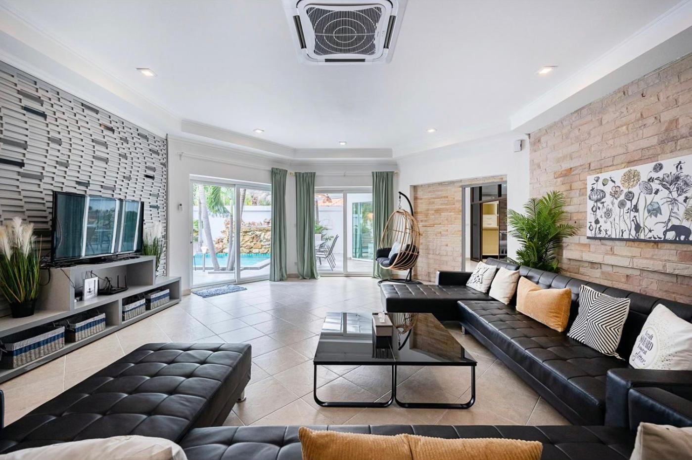 Majestic Residence Pool Villa 4 Bedrooms Private Beach Pattaya Exterior foto